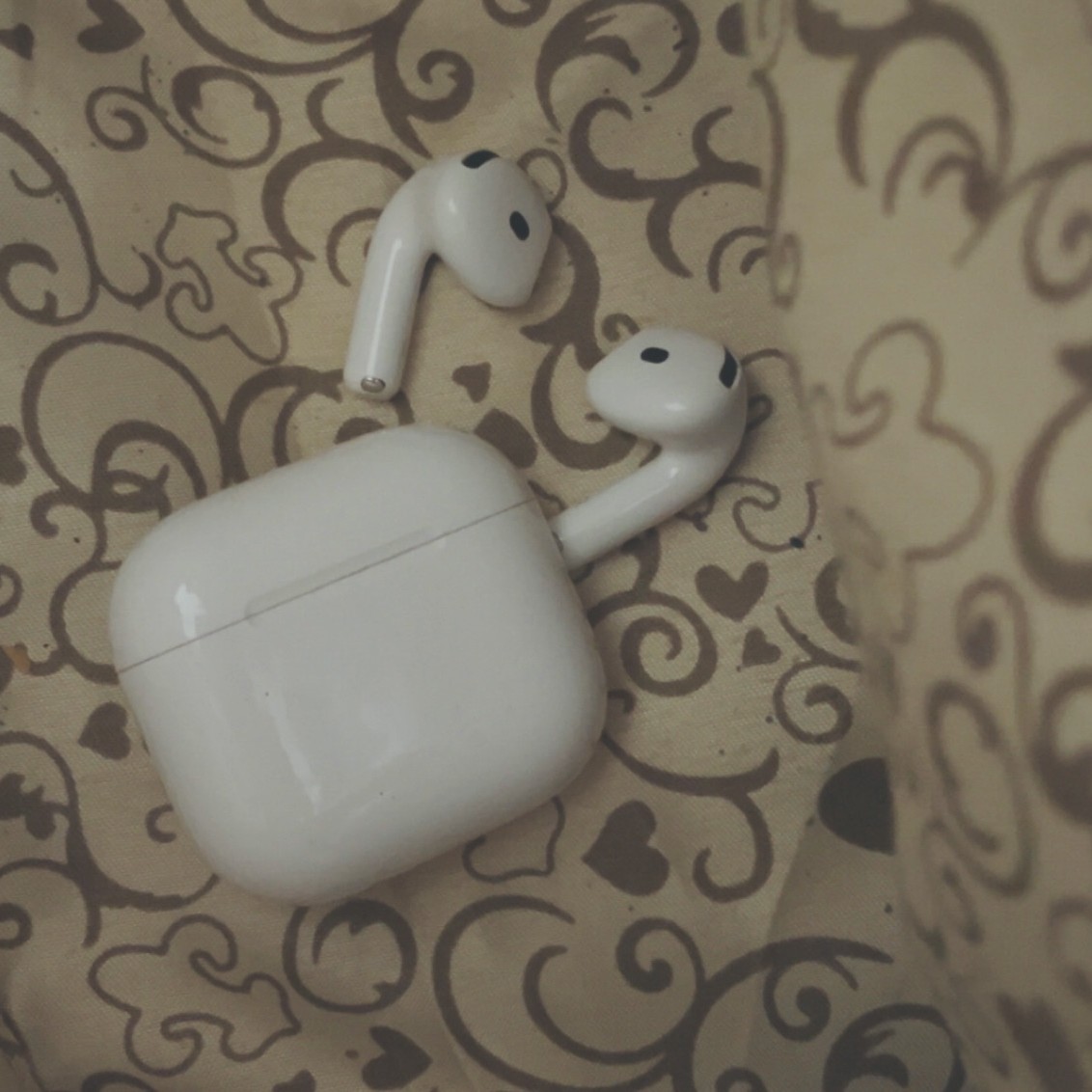 airpods 4